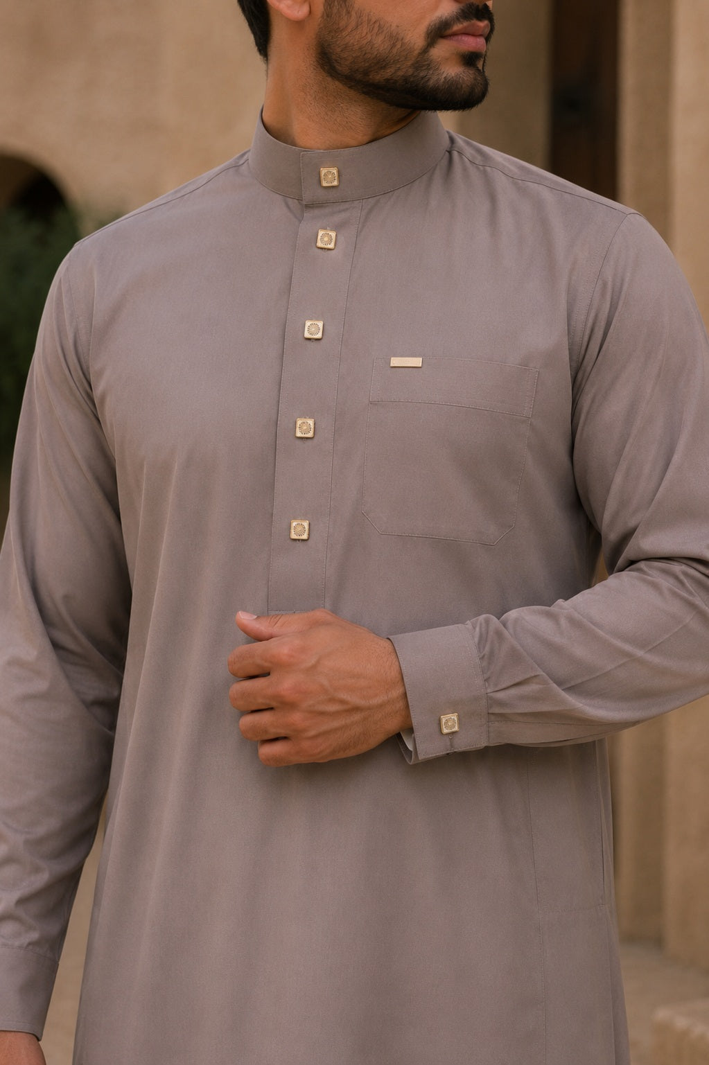 Qamis Saoudien Beige Homme – Coton Léger & Élégance Naturelle