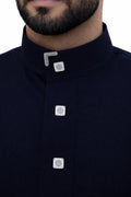 Qamis homme bleu nuit en coton premium avec boutons élégants